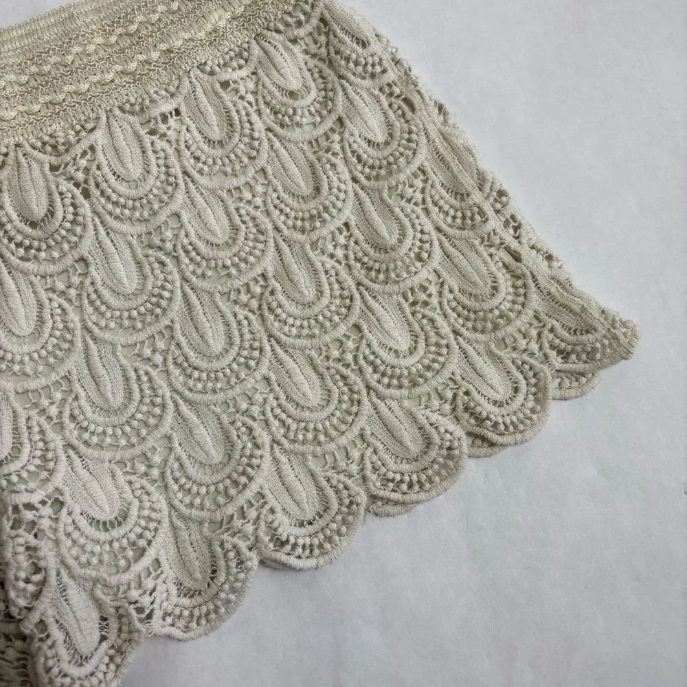U-style boho knit lace shorts - Picture 2 of 4